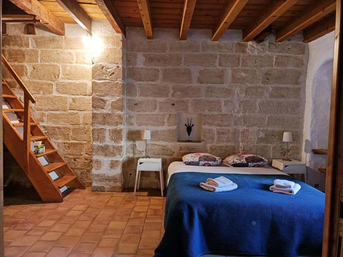 Maison Atypique Coeur De Village Historique Villeneuve-lès-Avignon Kültér fotó