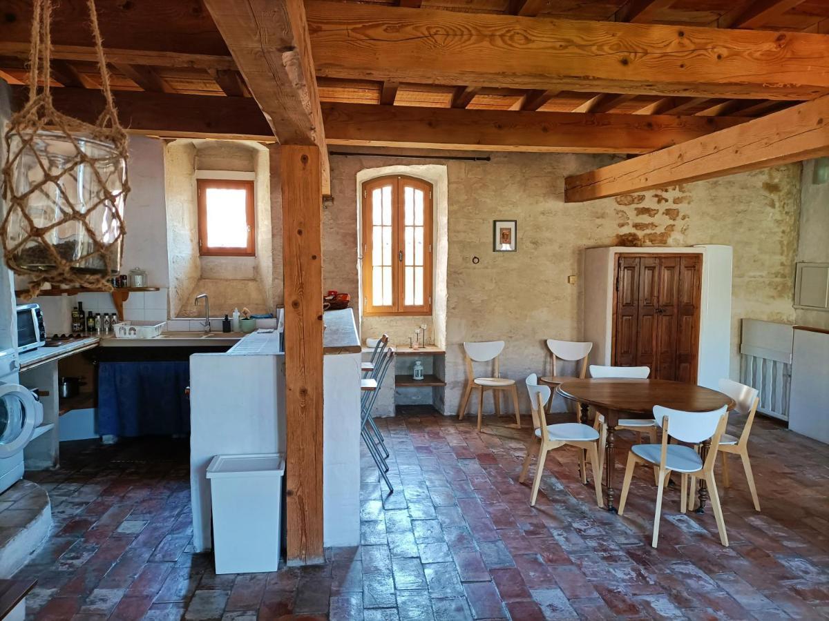 Maison Atypique Coeur De Village Historique Villeneuve-lès-Avignon Kültér fotó